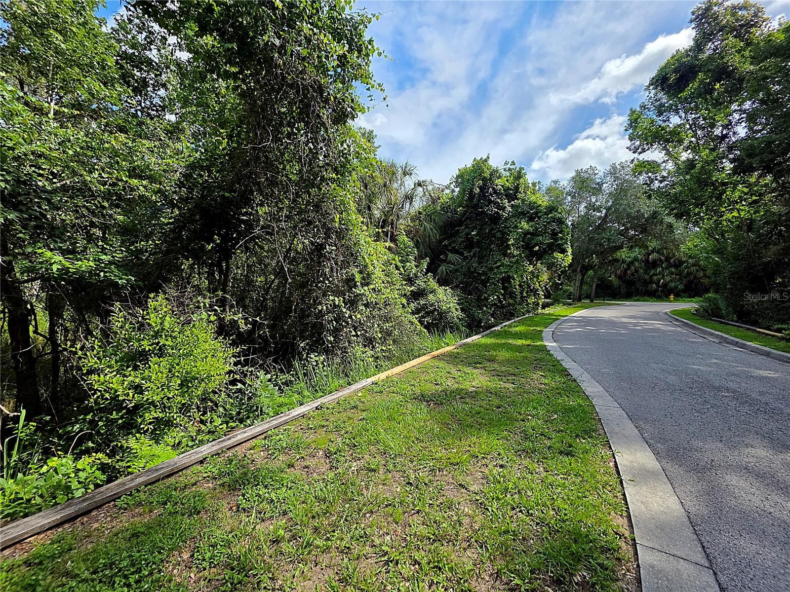4876 RAMBLING RIVER ROAD — photo 8 of 10