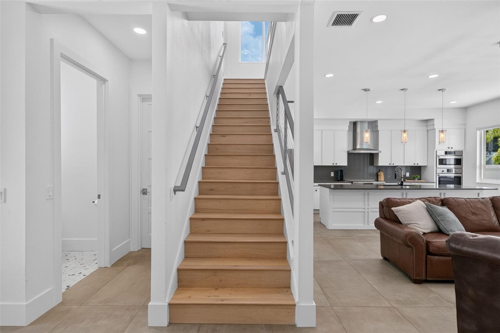 2430 FLOYD STREET — photo 53 of 100