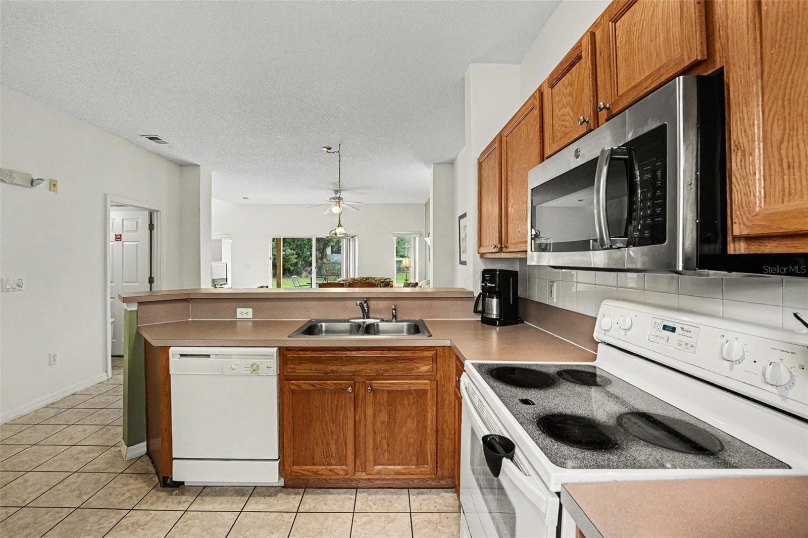 1077 PARK RIDGE CIRCLE — photo 11 of 40
