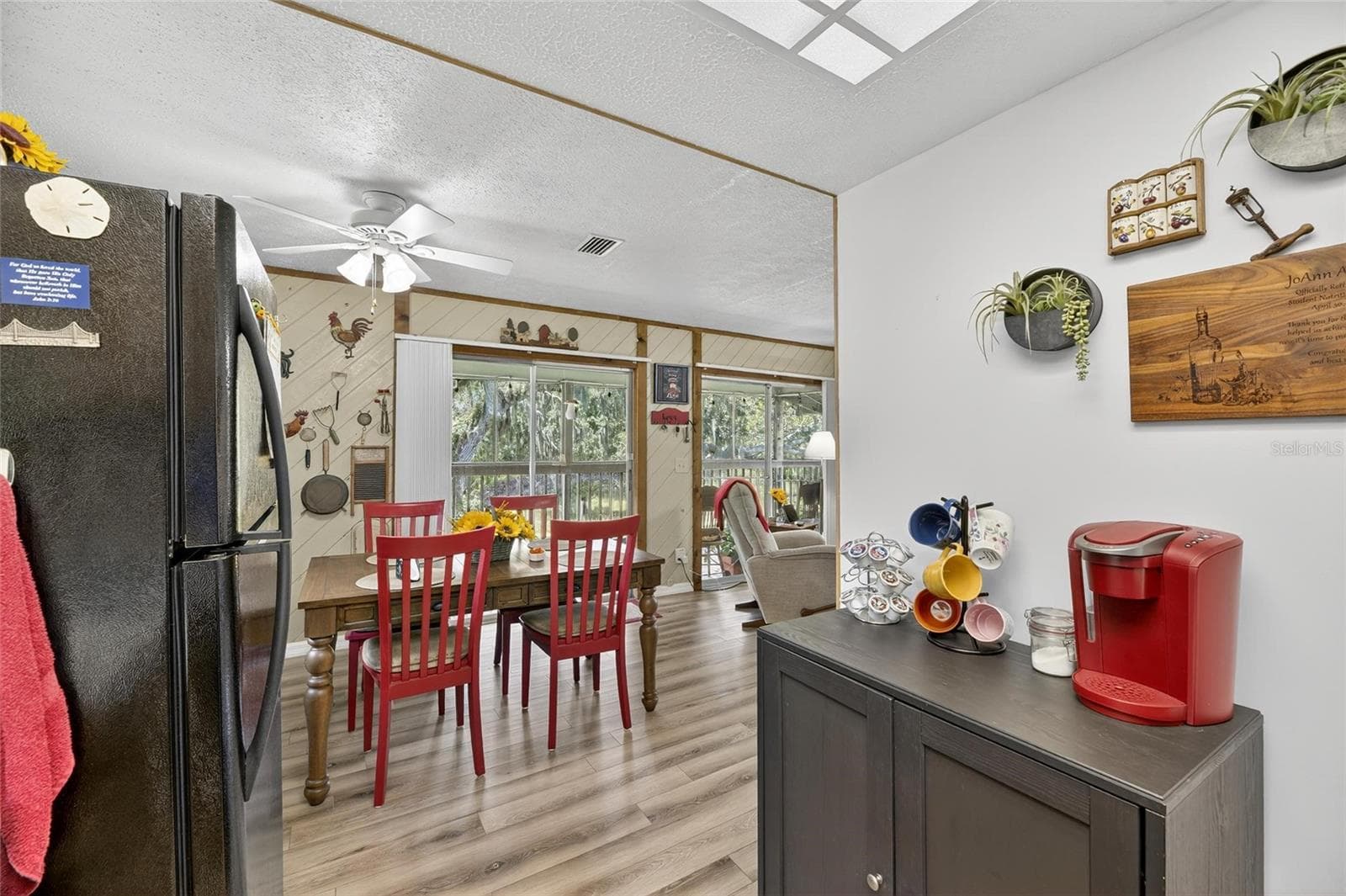 205 WENDEL AVENUE — photo 33 of 39