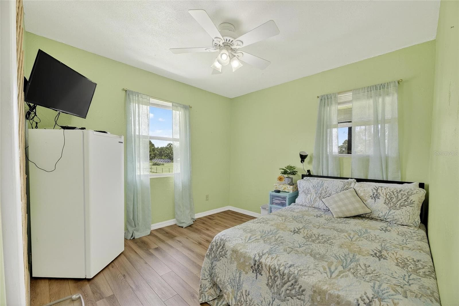 205 WENDEL AVENUE — photo 15 of 39