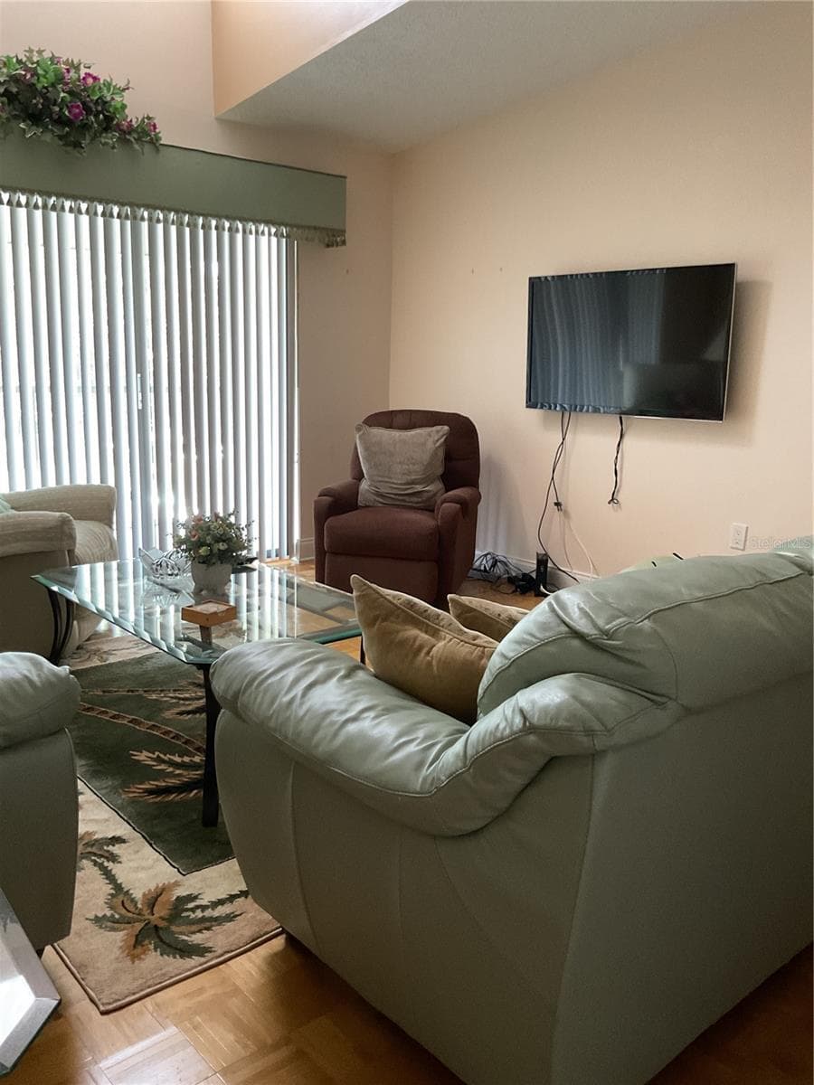 2655 PINE RIDGE WAY — photo 8 of 31