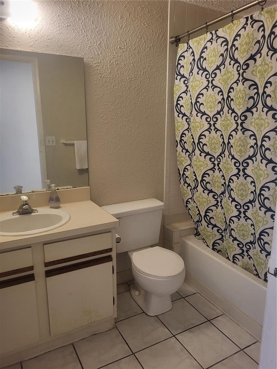 140 HUNTER LAKE DRIVE — photo 21 of 38