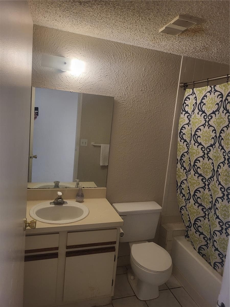 140 HUNTER LAKE DRIVE — photo 22 of 38