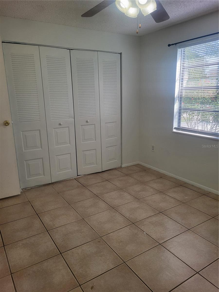 140 HUNTER LAKE DRIVE — photo 18 of 38
