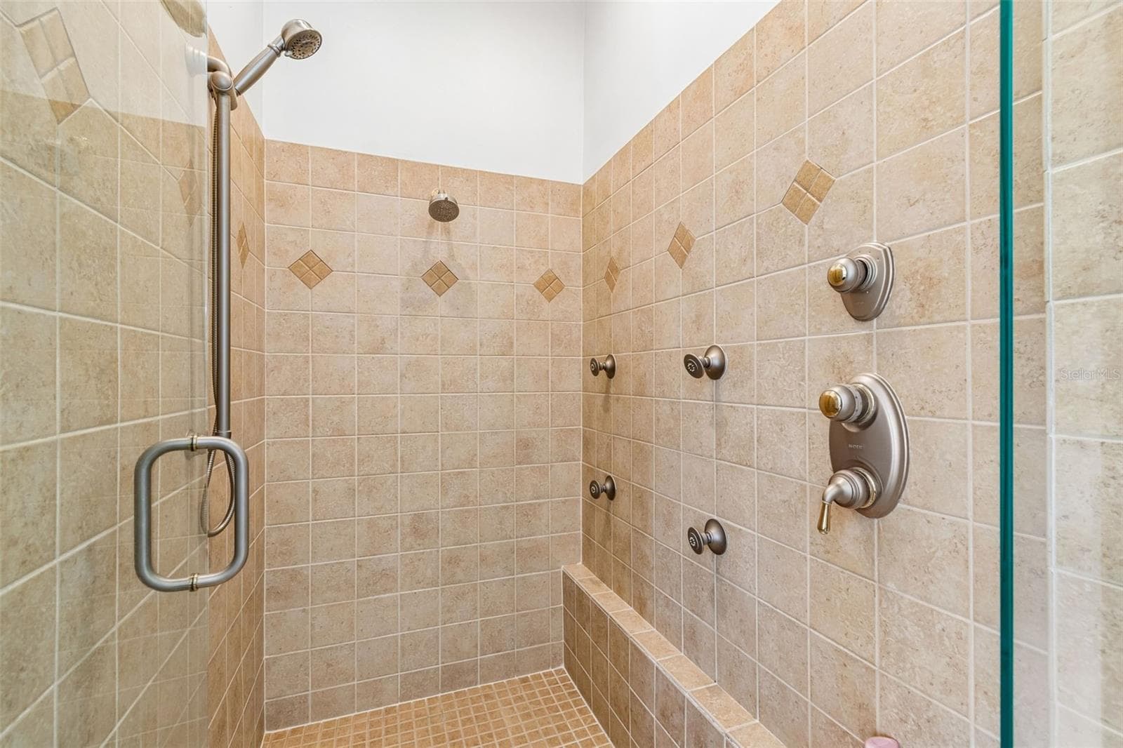12749 GRAND TRAVERSE DRIVE — photo 38 of 92