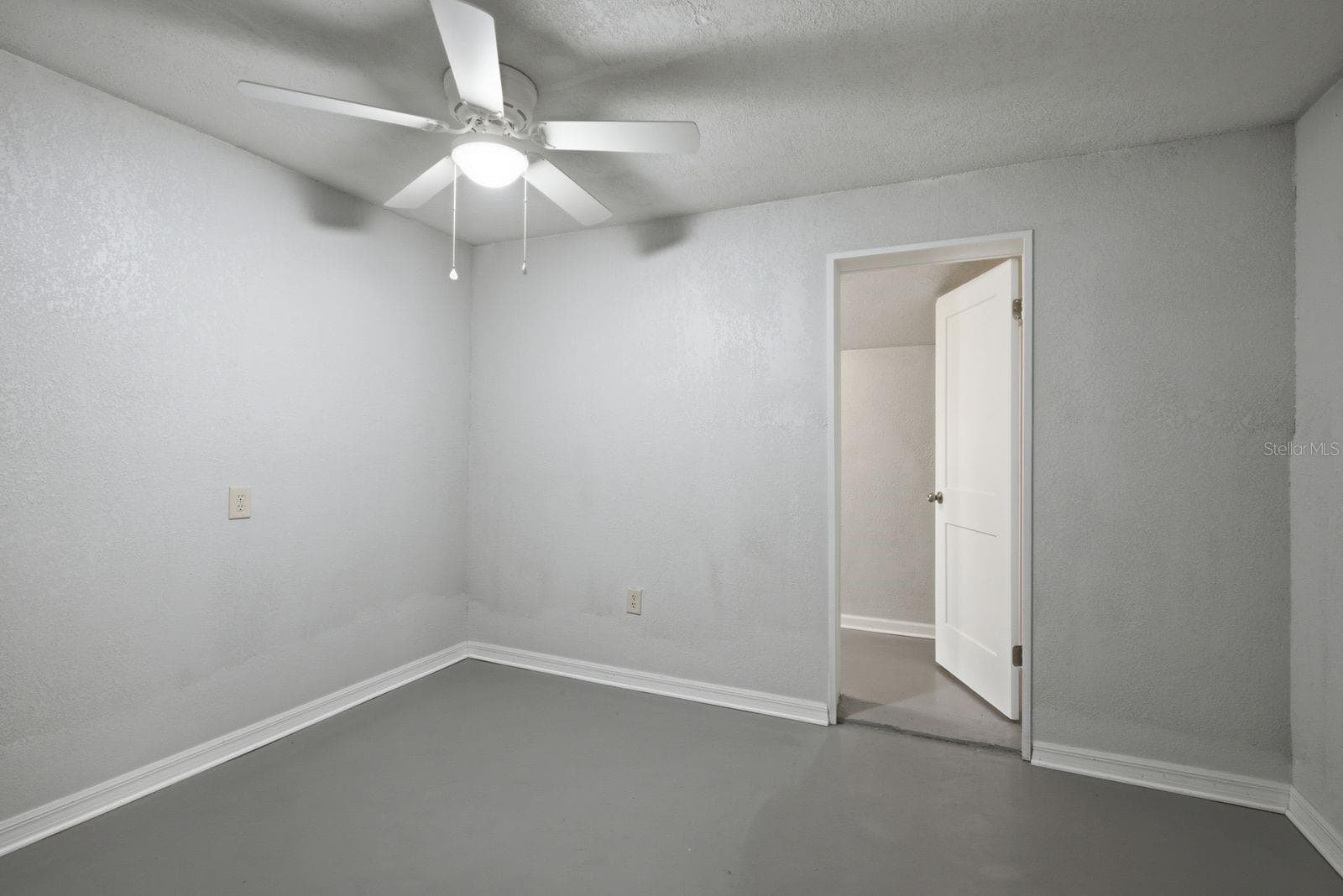 6309 WERNER AVENUE — photo 42 of 71