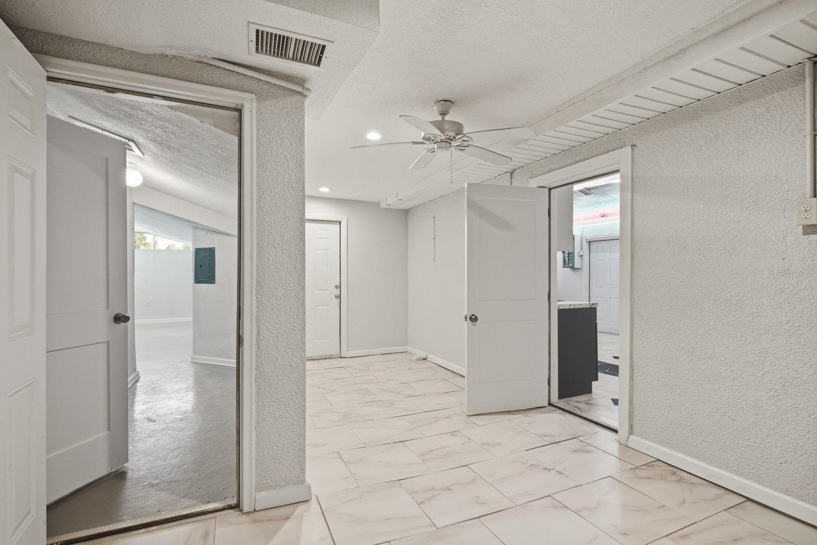 6309 WERNER AVENUE — photo 35 of 71