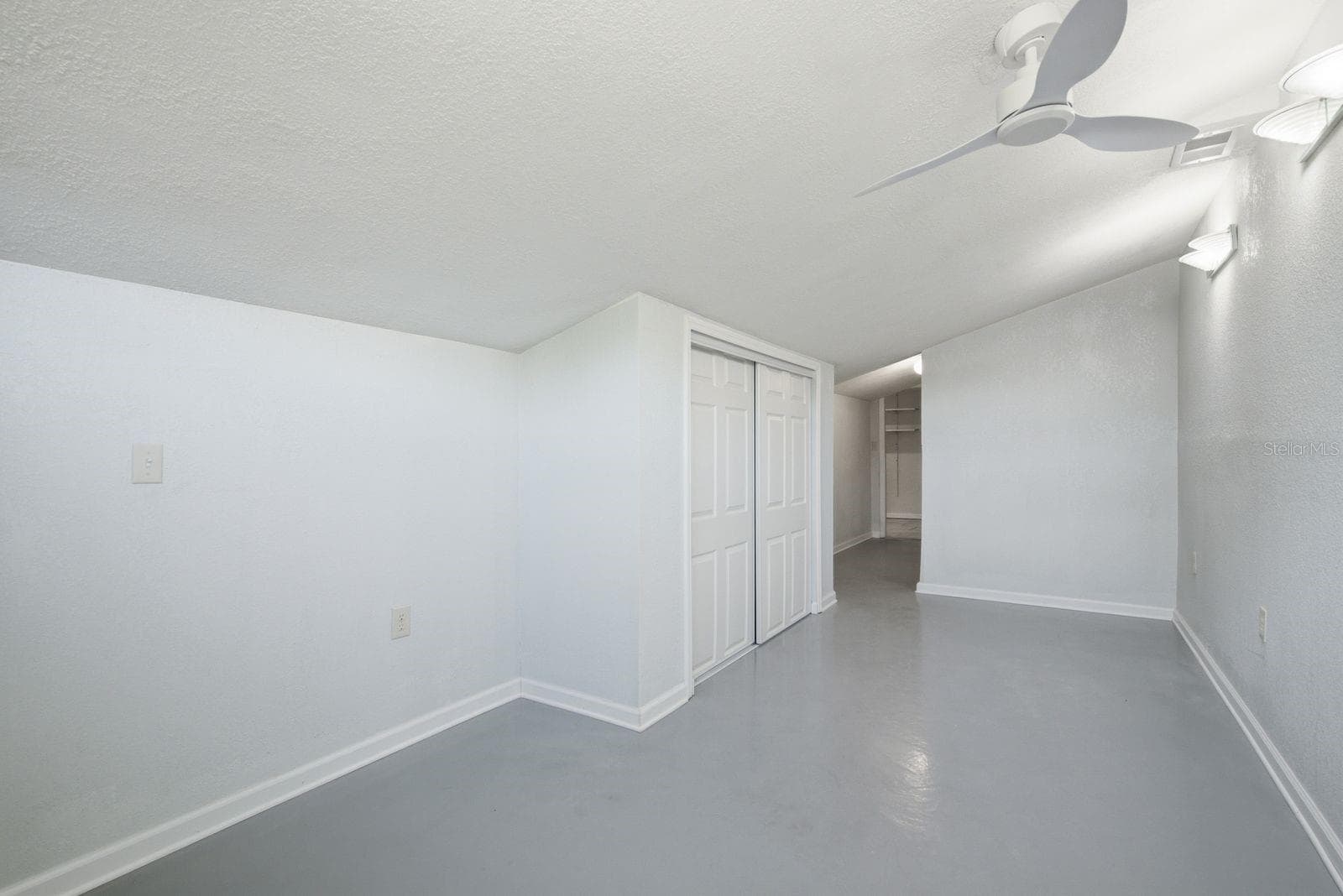 6309 WERNER AVENUE — photo 41 of 71