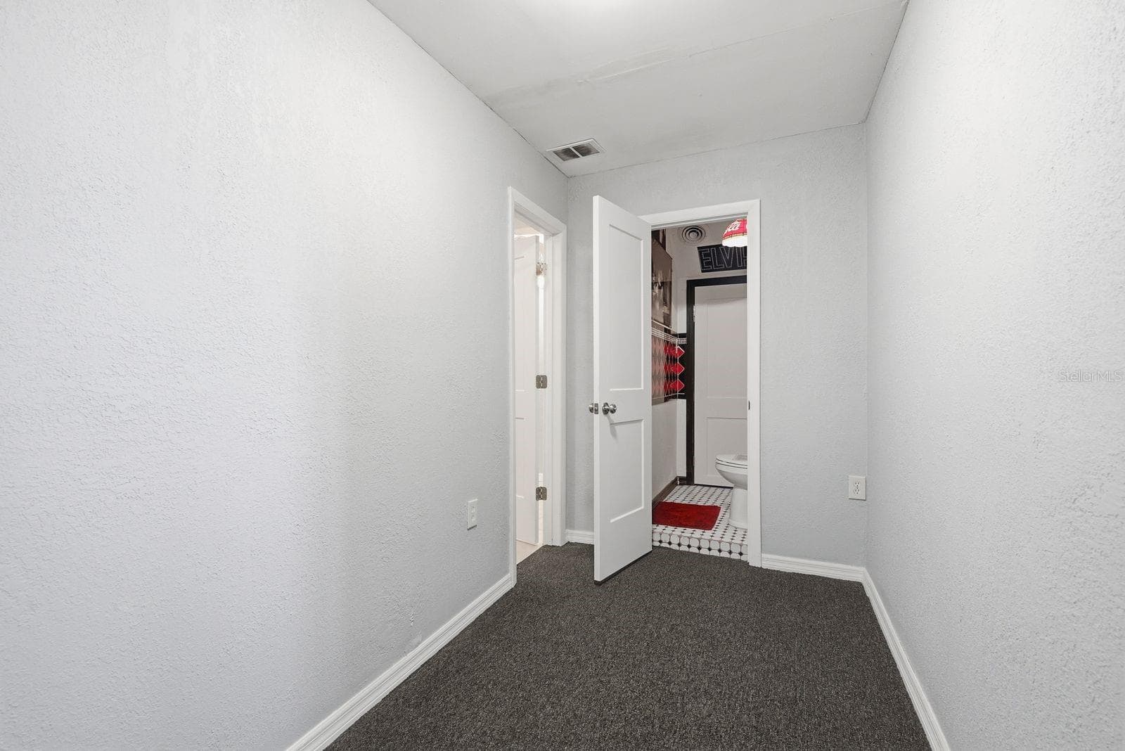 6309 WERNER AVENUE — photo 24 of 71