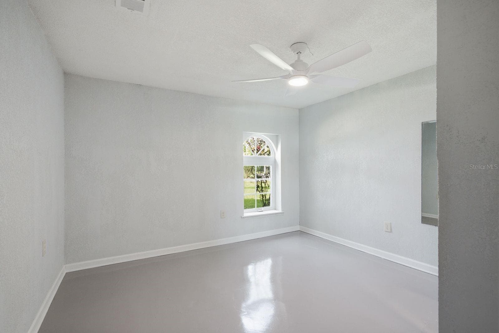 6309 WERNER AVENUE — photo 44 of 71