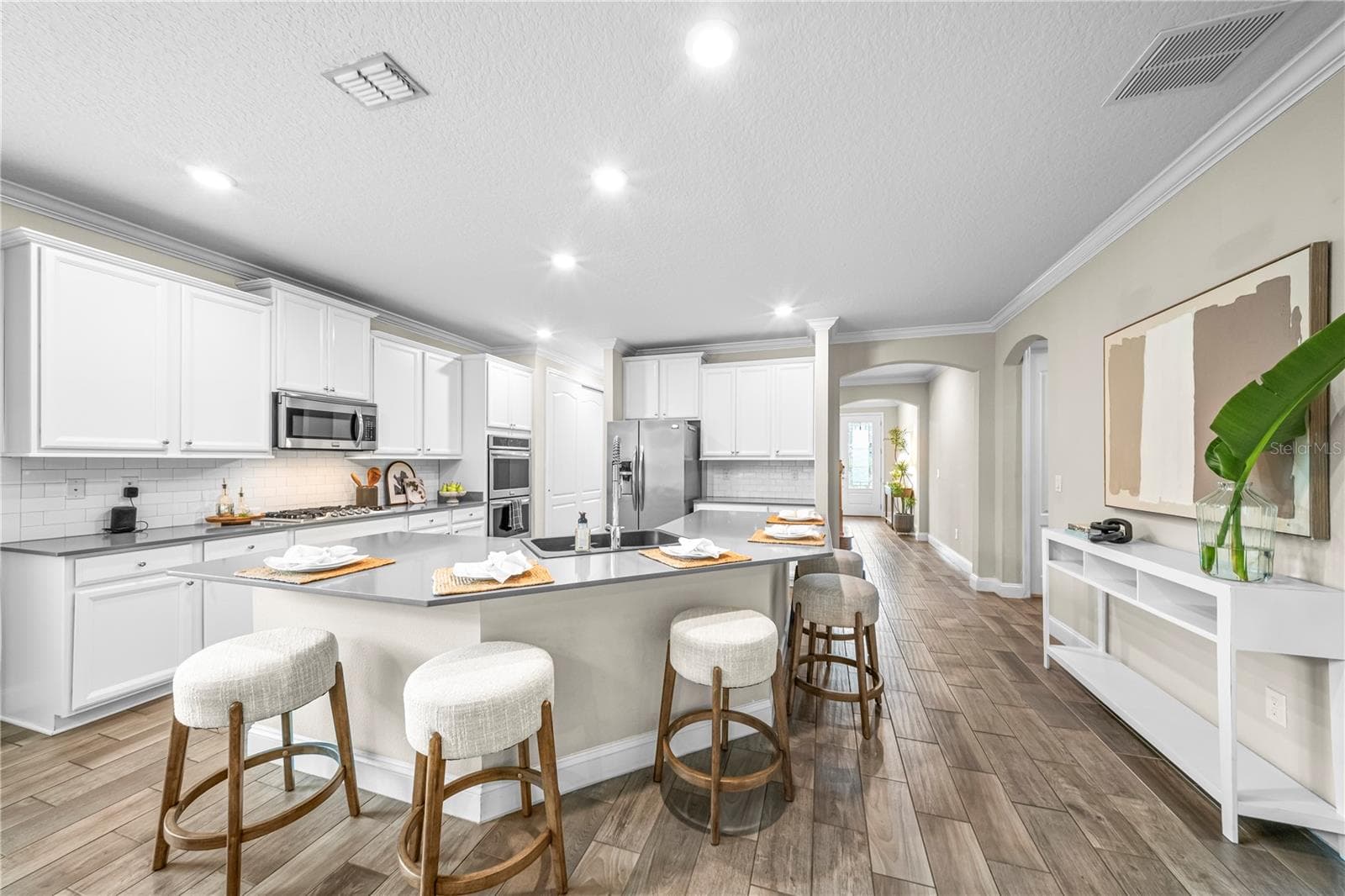 2785 LAS CALINAS BOULEVARD — photo 12 of 85