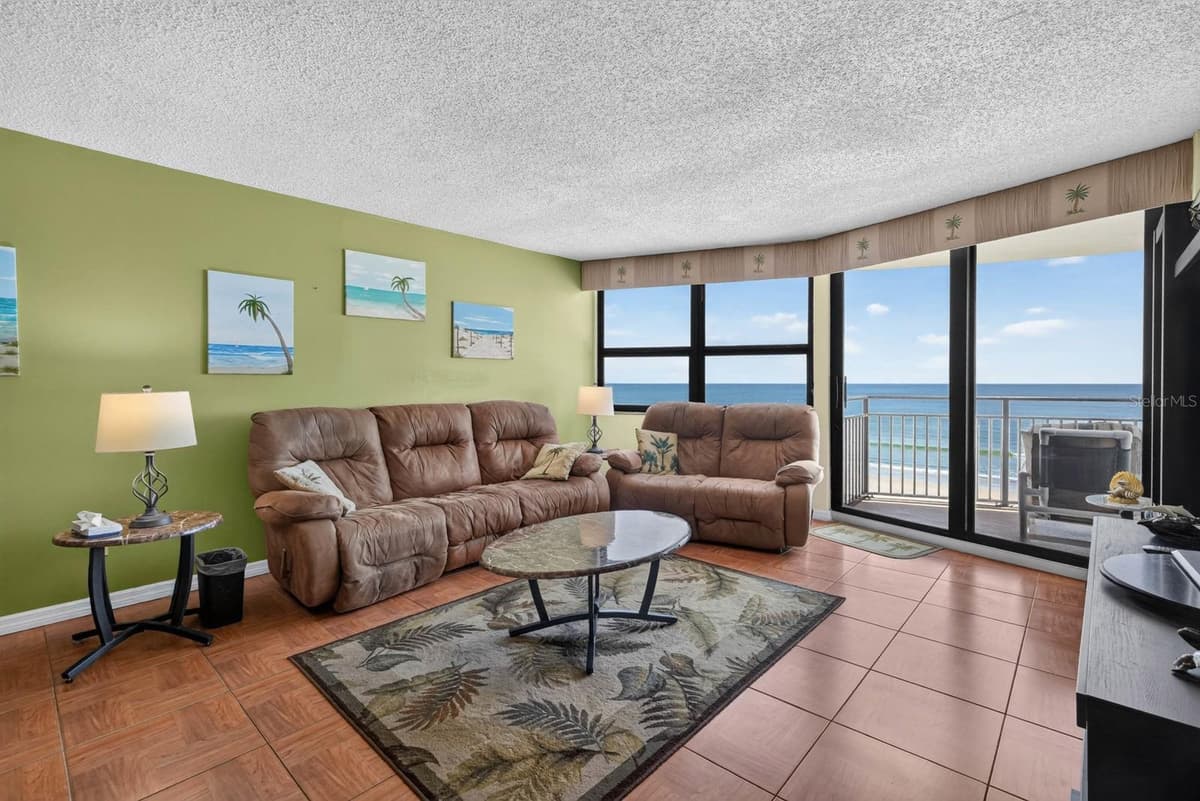 4745 ATLANTIC AVENUE — photo 17 of 50