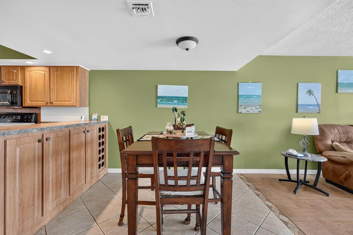 4745 ATLANTIC AVENUE — photo 15 of 50