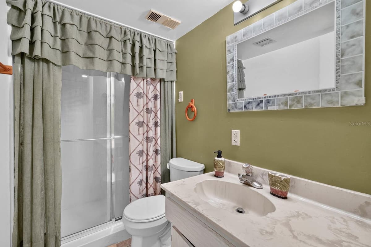 4745 ATLANTIC AVENUE — photo 27 of 50