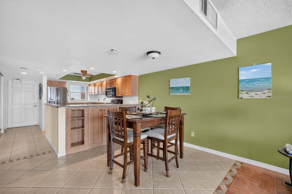 4745 ATLANTIC AVENUE — photo 14 of 50