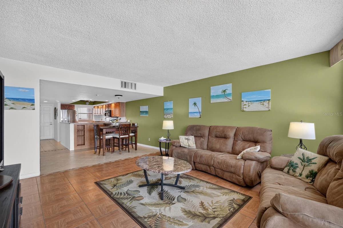 4745 ATLANTIC AVENUE — photo 16 of 50