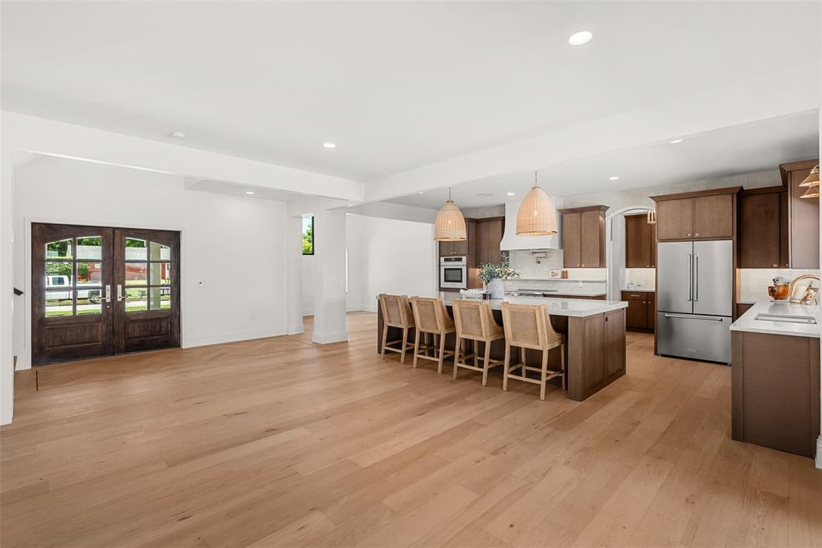 2501 TRENTWOOD BOULEVARD — photo 12 of 58
