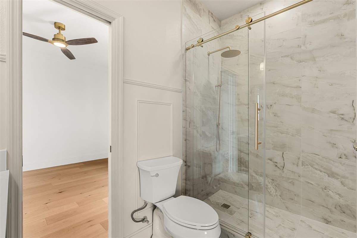 2501 TRENTWOOD BOULEVARD — photo 31 of 58