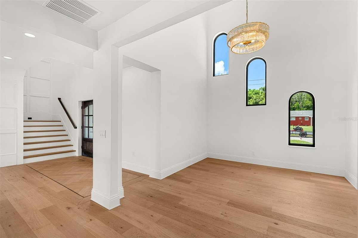 2501 TRENTWOOD BOULEVARD — photo 21 of 58