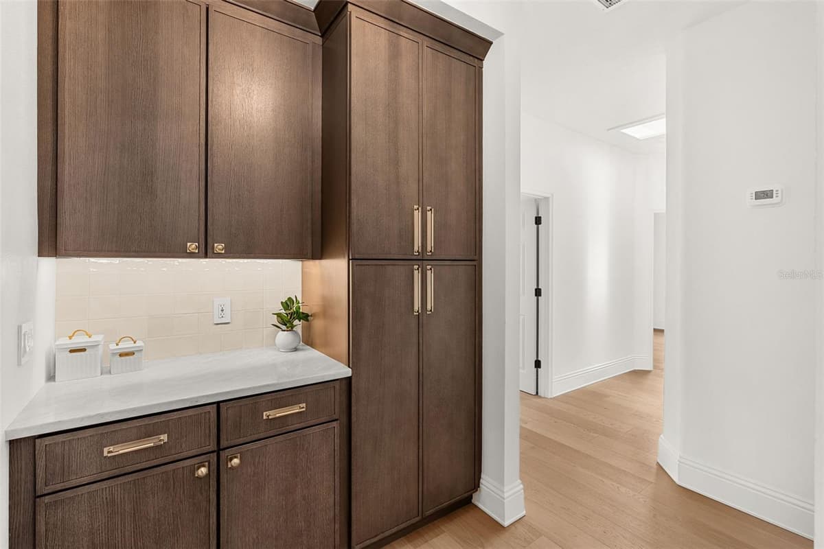 2501 TRENTWOOD BOULEVARD — photo 19 of 58