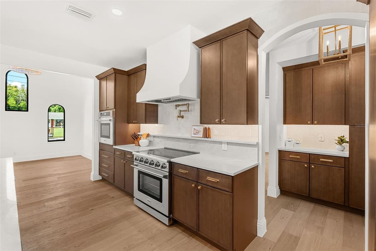 2501 TRENTWOOD BOULEVARD — photo 14 of 58