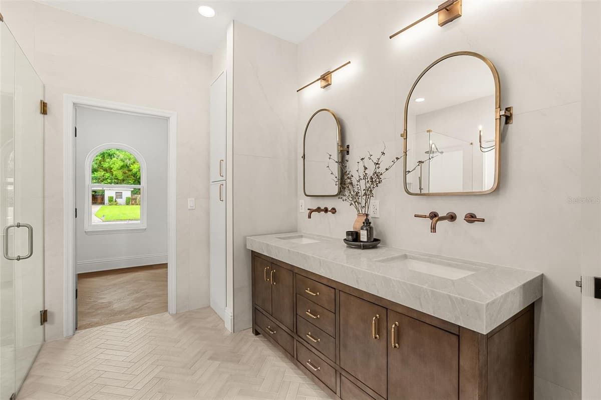 2501 TRENTWOOD BOULEVARD — photo 24 of 58