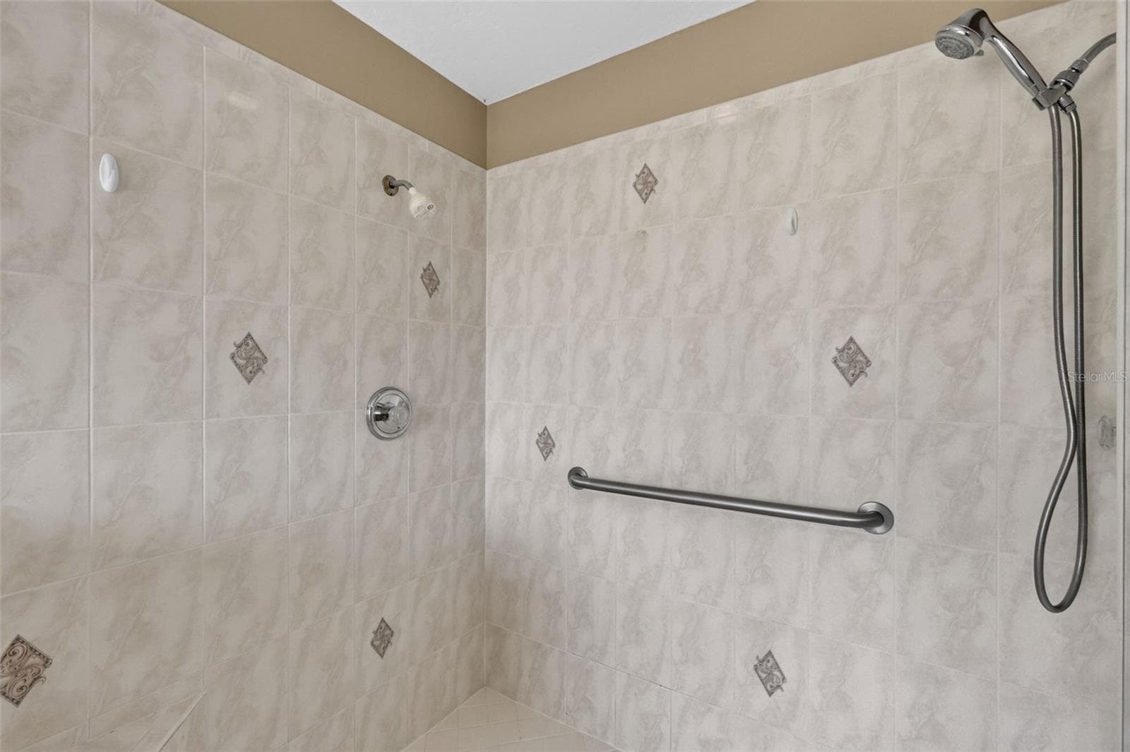 2991 LAKE WOODWARD DRIVE — photo 29 of 40