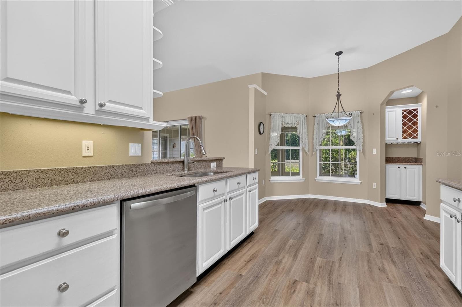 2991 LAKE WOODWARD DRIVE — photo 17 of 40