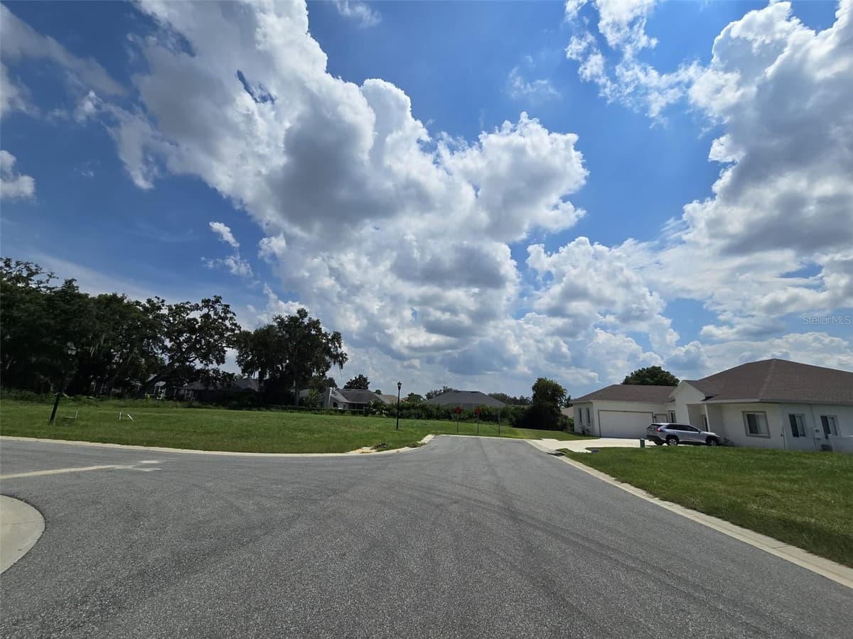 605 ARIA DR. — photo 5 of 12