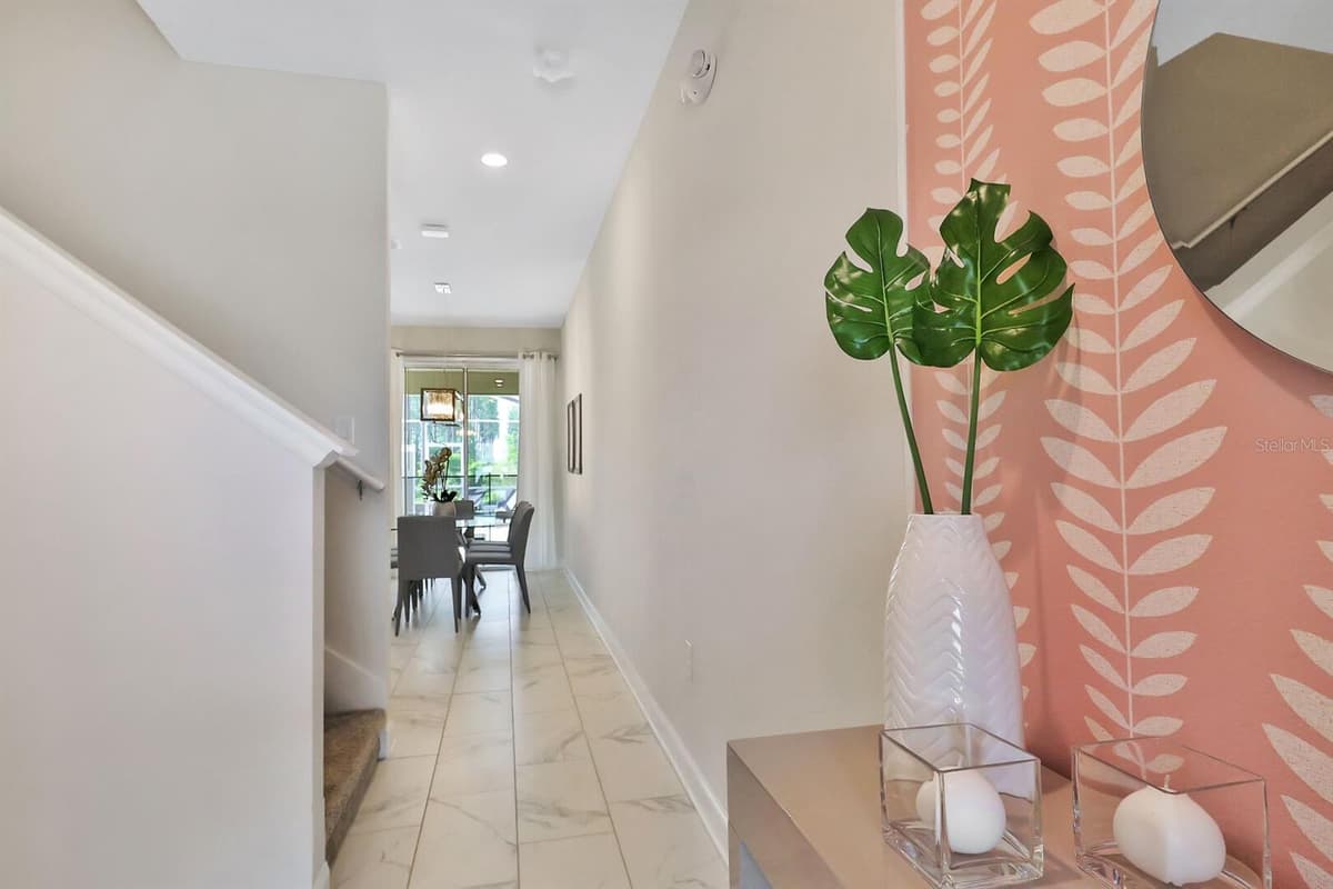 392 OCEAN COURSE AVENUE — photo 5 of 23