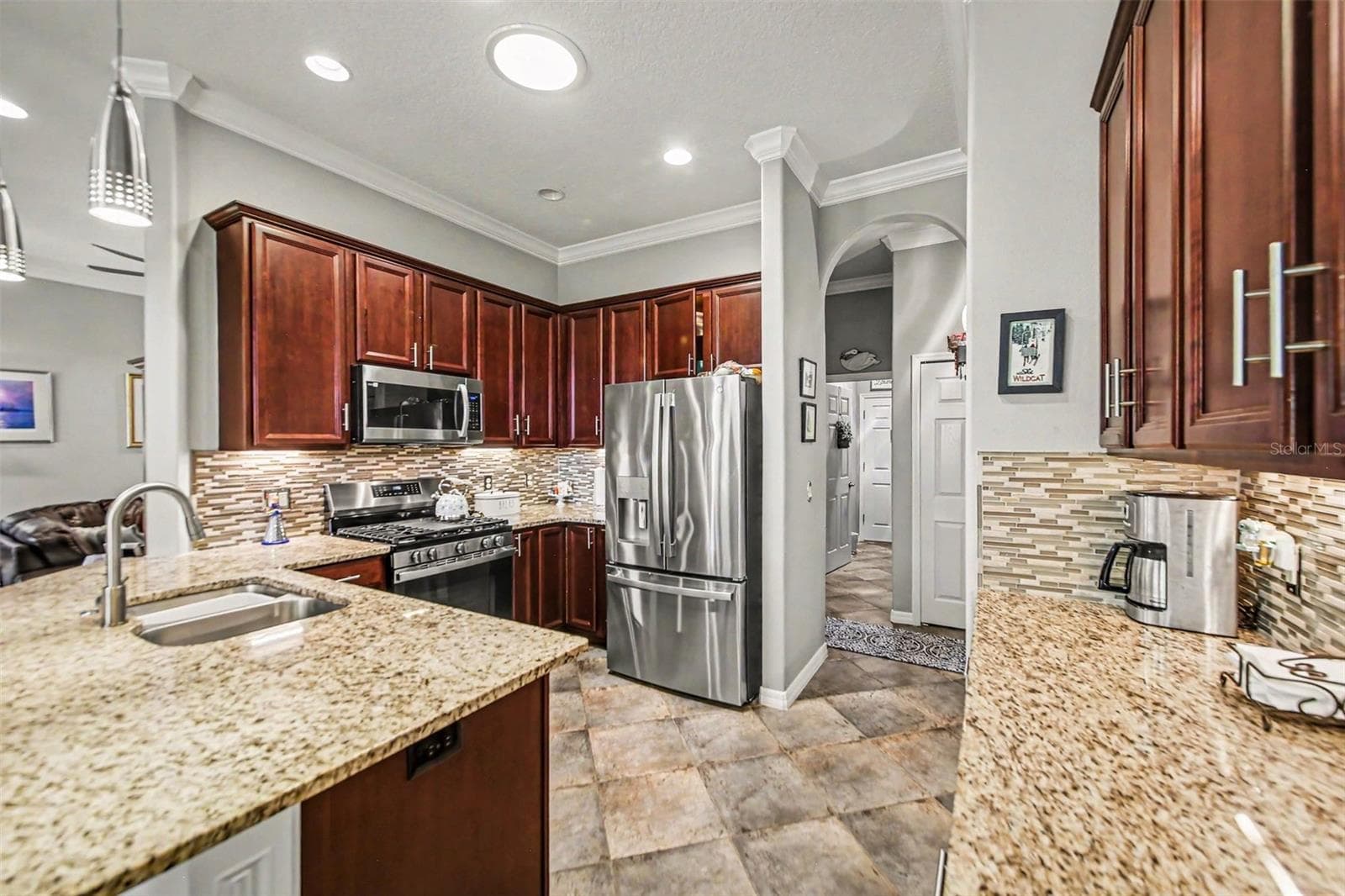 181 CREPE MYRTLE DRIVE — photo 14 of 27