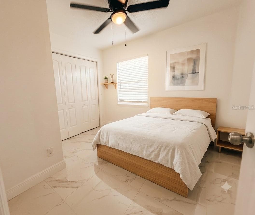 907 VALENTINA DRIVE — photo 10 of 43