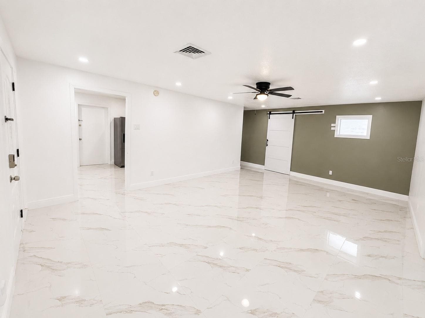 907 VALENTINA DRIVE — photo 20 of 43