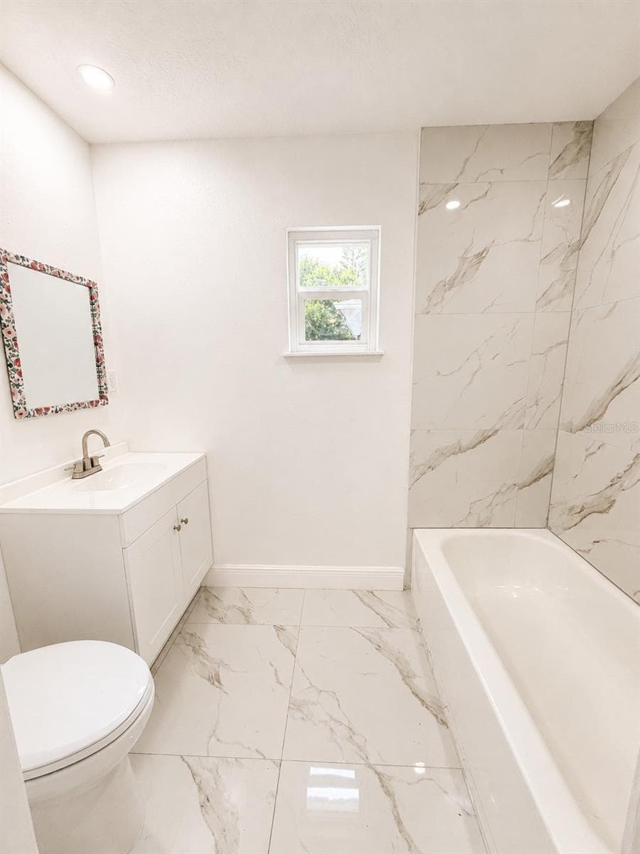 907 VALENTINA DRIVE — photo 40 of 43