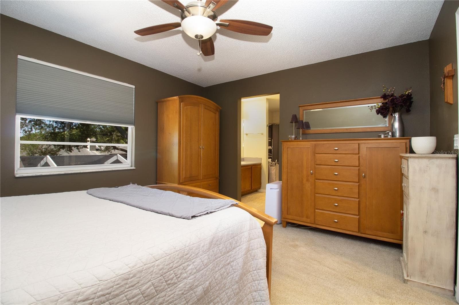 1564 COLONY COURT — photo 17 of 58