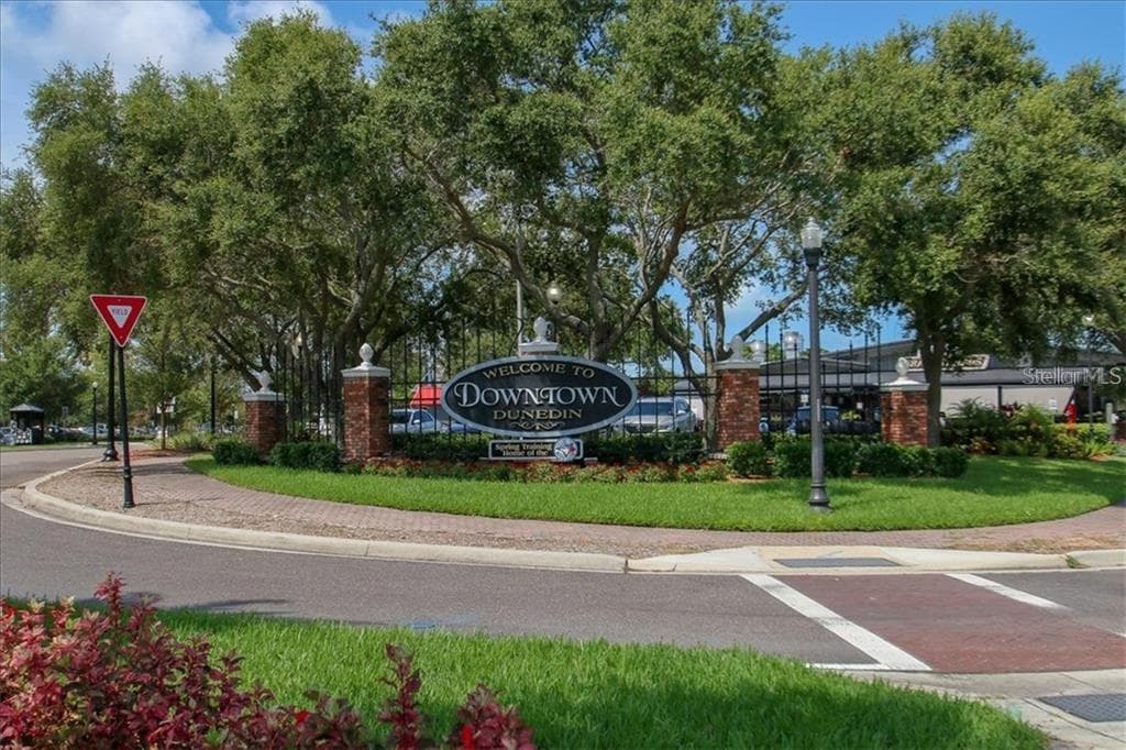 1564 COLONY COURT — photo 47 of 58