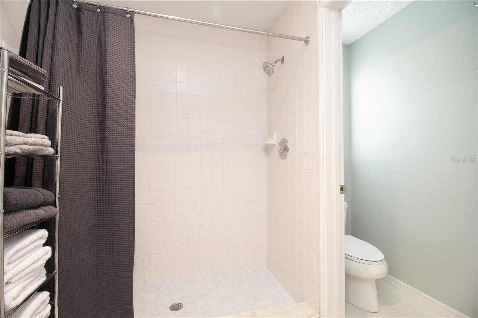 1564 COLONY COURT — photo 20 of 58