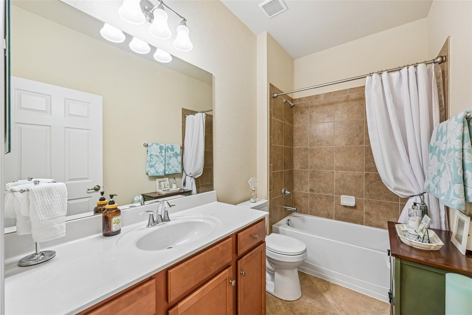 12664 FELICE DRIVE — photo 25 of 65
