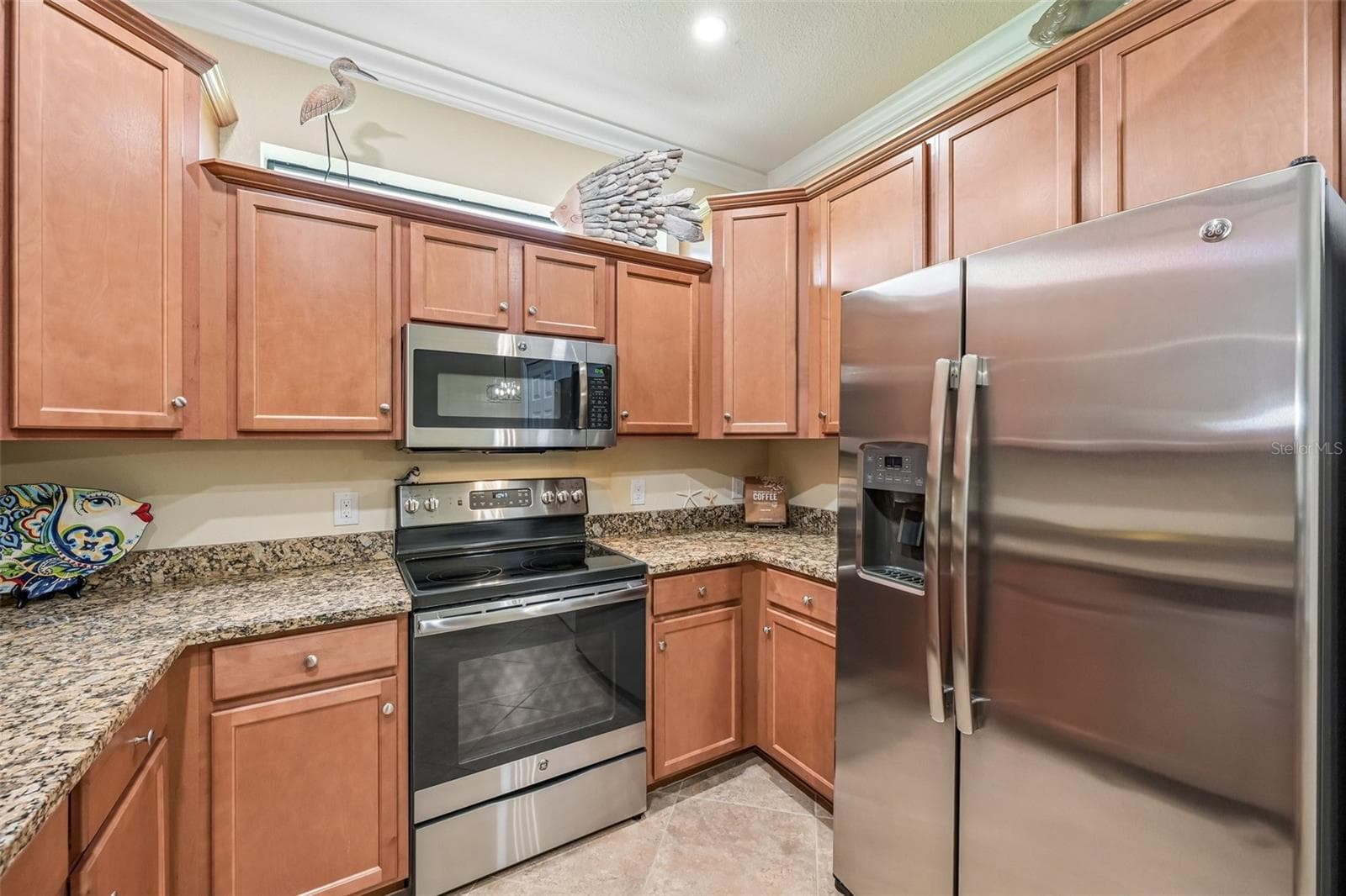 12664 FELICE DRIVE — photo 15 of 65