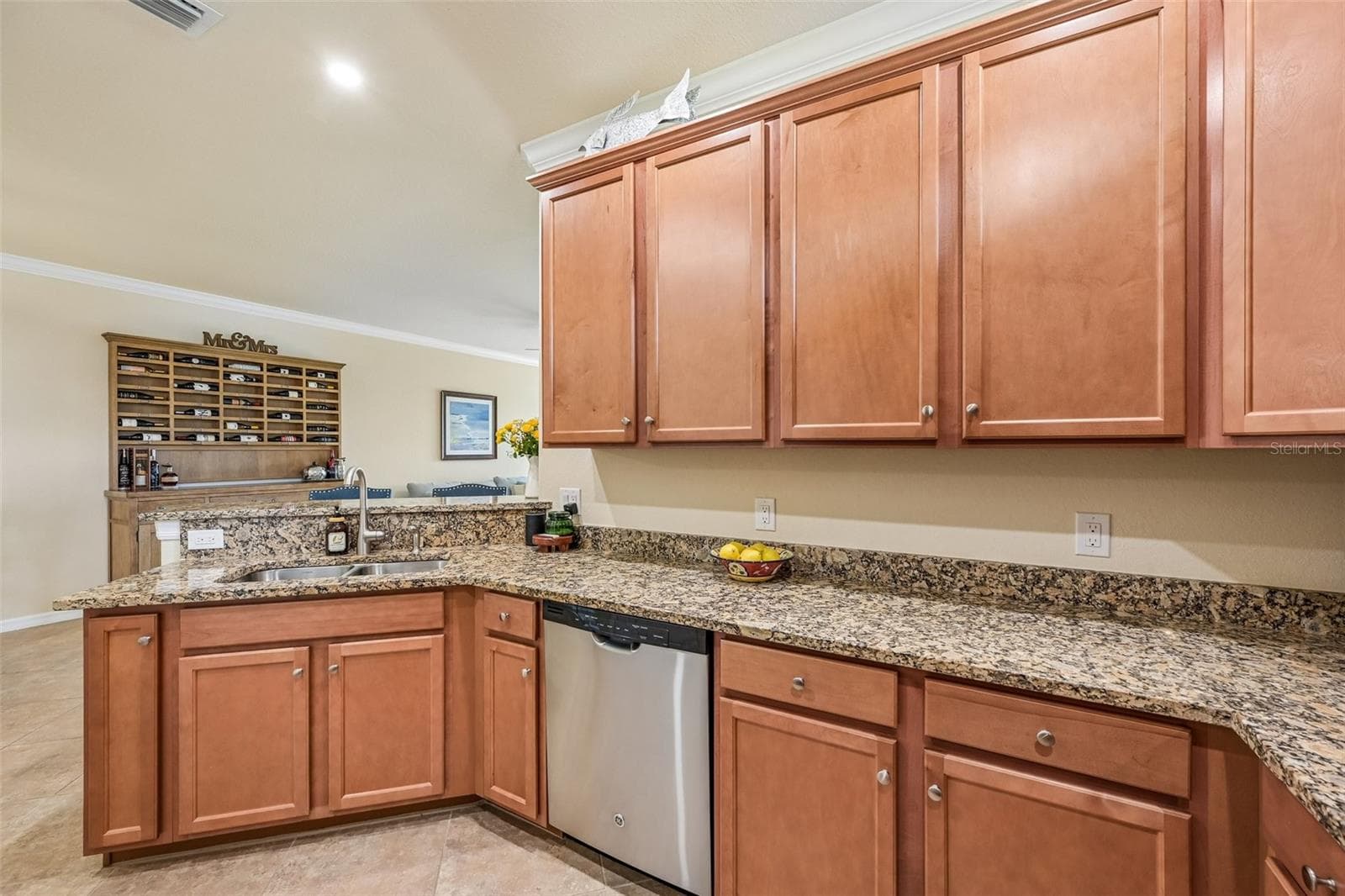 12664 FELICE DRIVE — photo 16 of 65