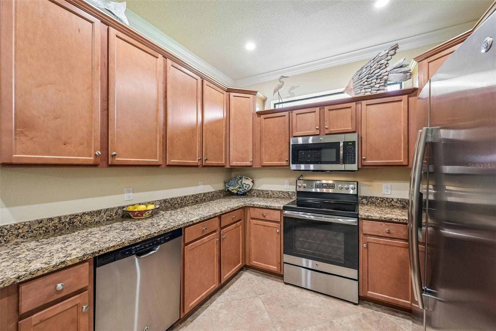 12664 FELICE DRIVE — photo 14 of 65