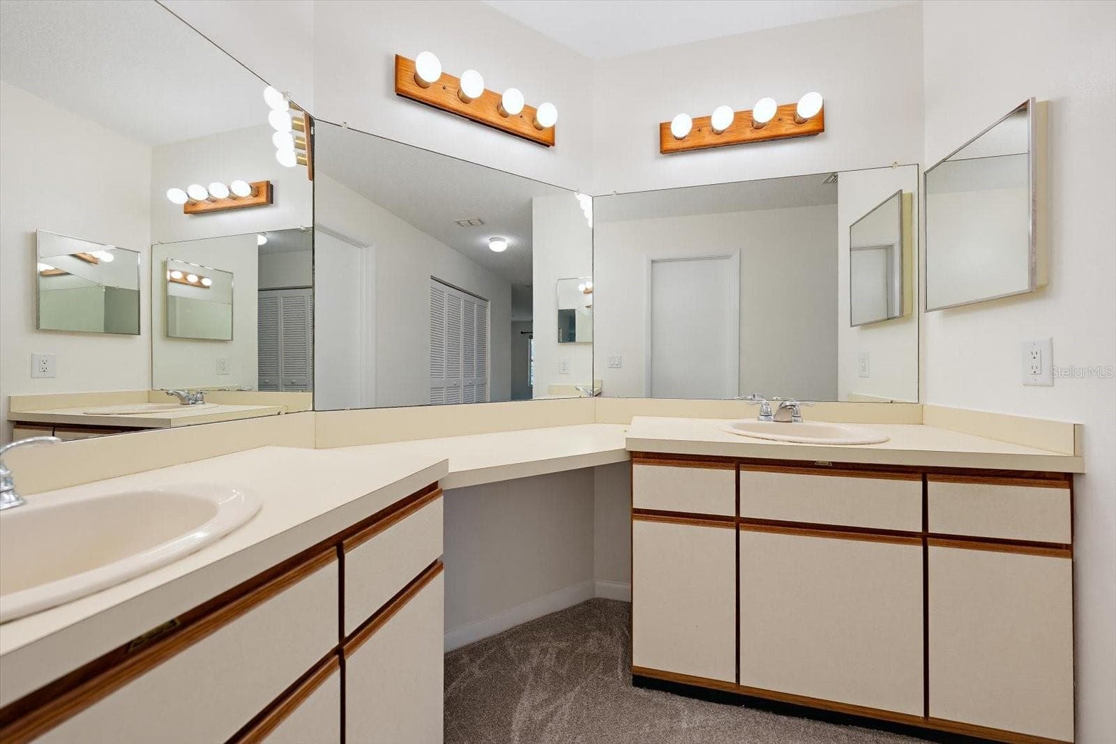 2152 GULF VIEW BOULEVARD — photo 30 of 63