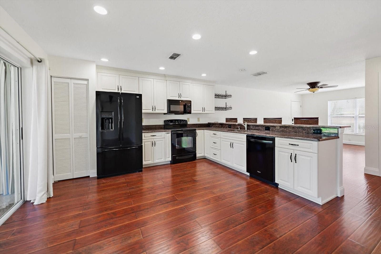 2152 GULF VIEW BOULEVARD — photo 14 of 63