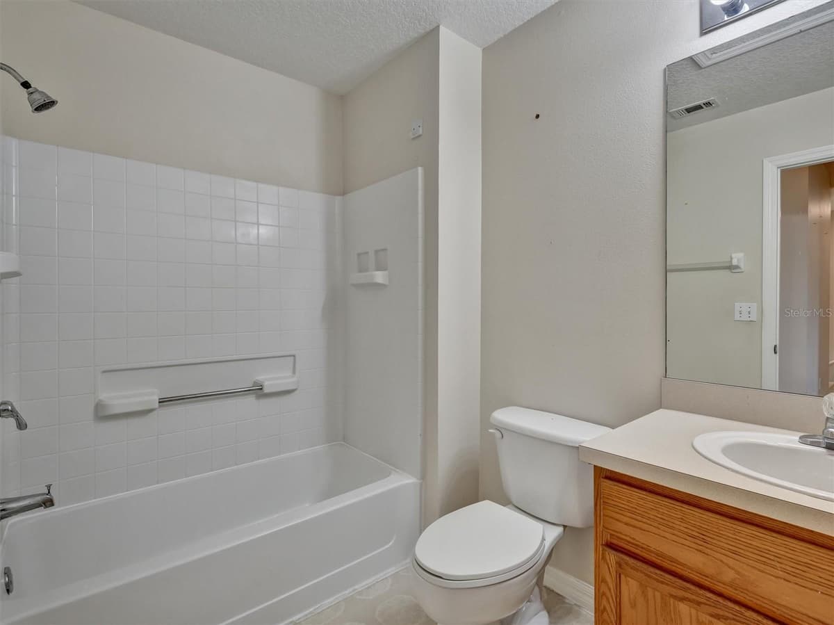 8407 BLUE LAGOON DRIVE — photo 24 of 28