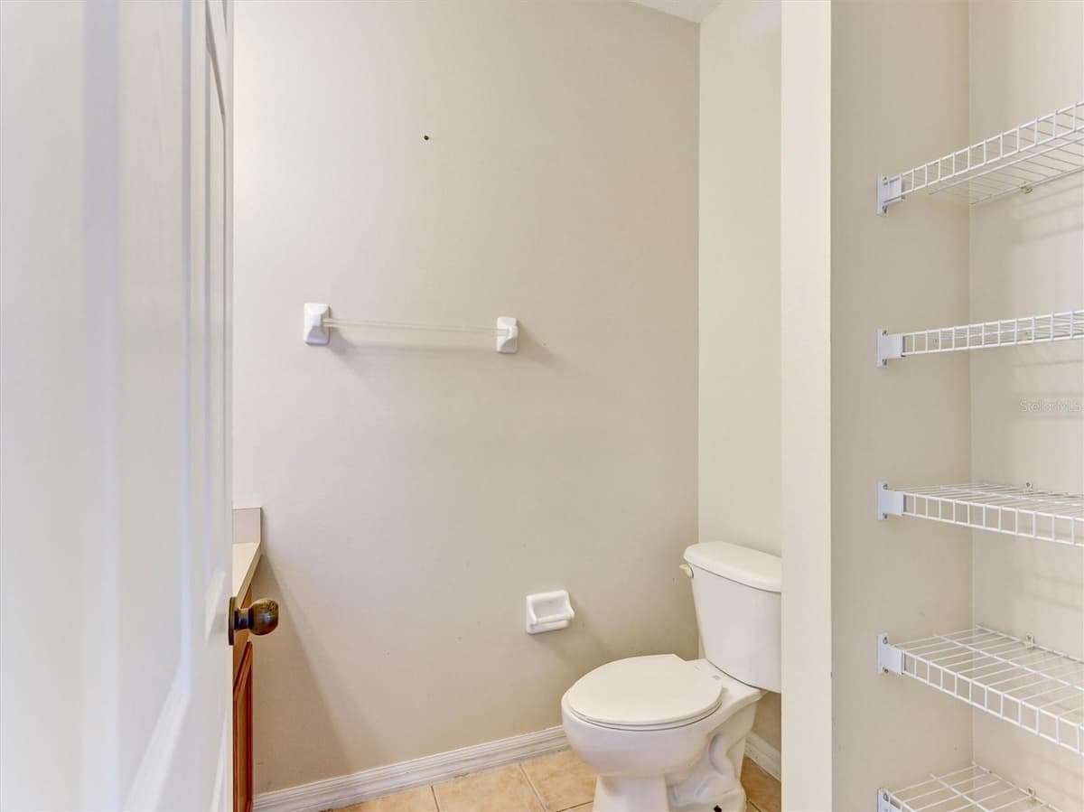 8407 BLUE LAGOON DRIVE — photo 11 of 28