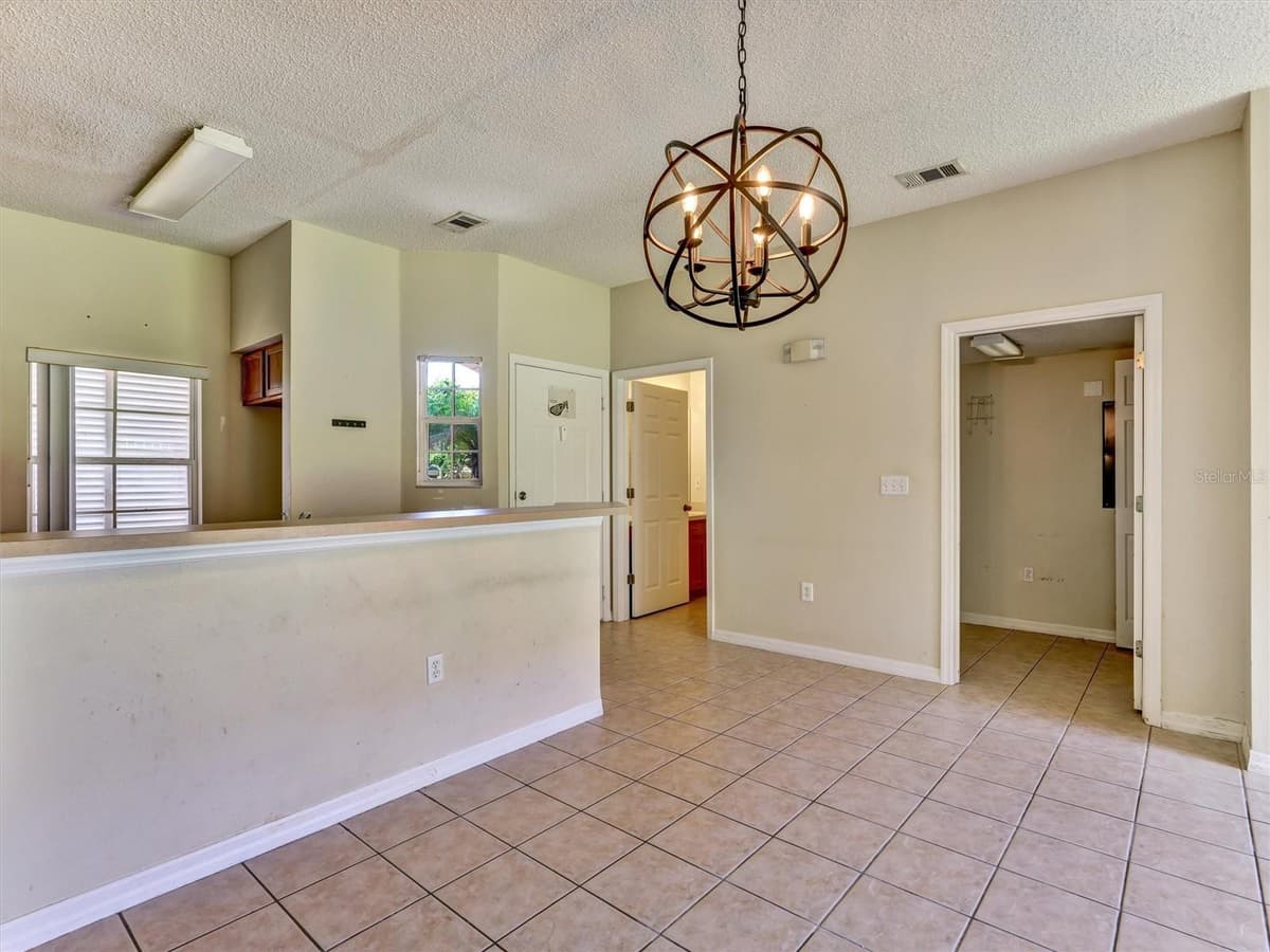 8407 BLUE LAGOON DRIVE — photo 9 of 28