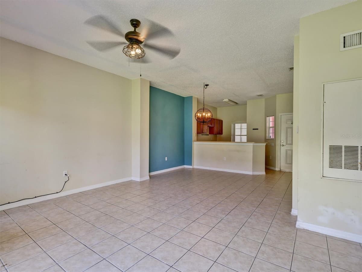 8407 BLUE LAGOON DRIVE — photo 7 of 28