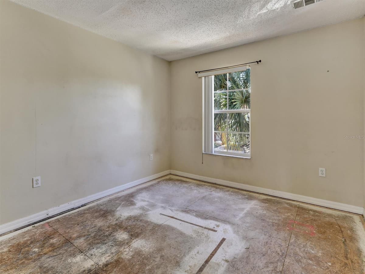 8407 BLUE LAGOON DRIVE — photo 22 of 28
