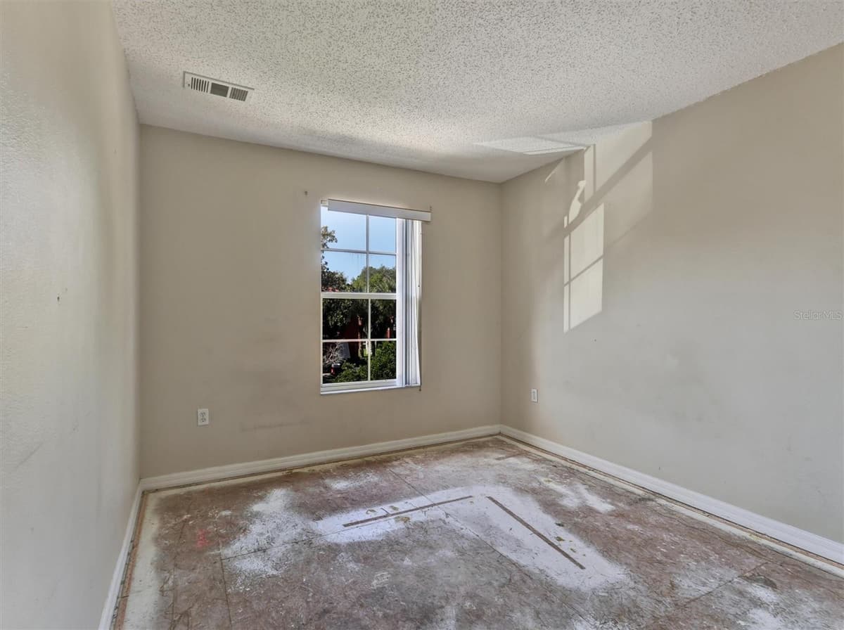 8407 BLUE LAGOON DRIVE — photo 23 of 28